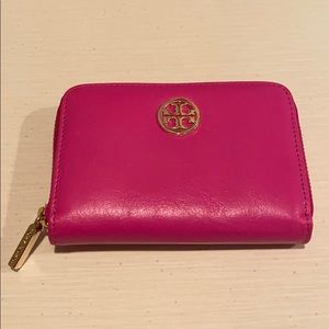 Tory Burch Zip Around Mini Wallet